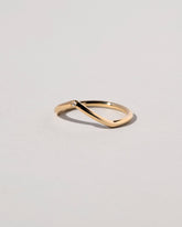 Luna Peak Band - Single Stone on light color background.