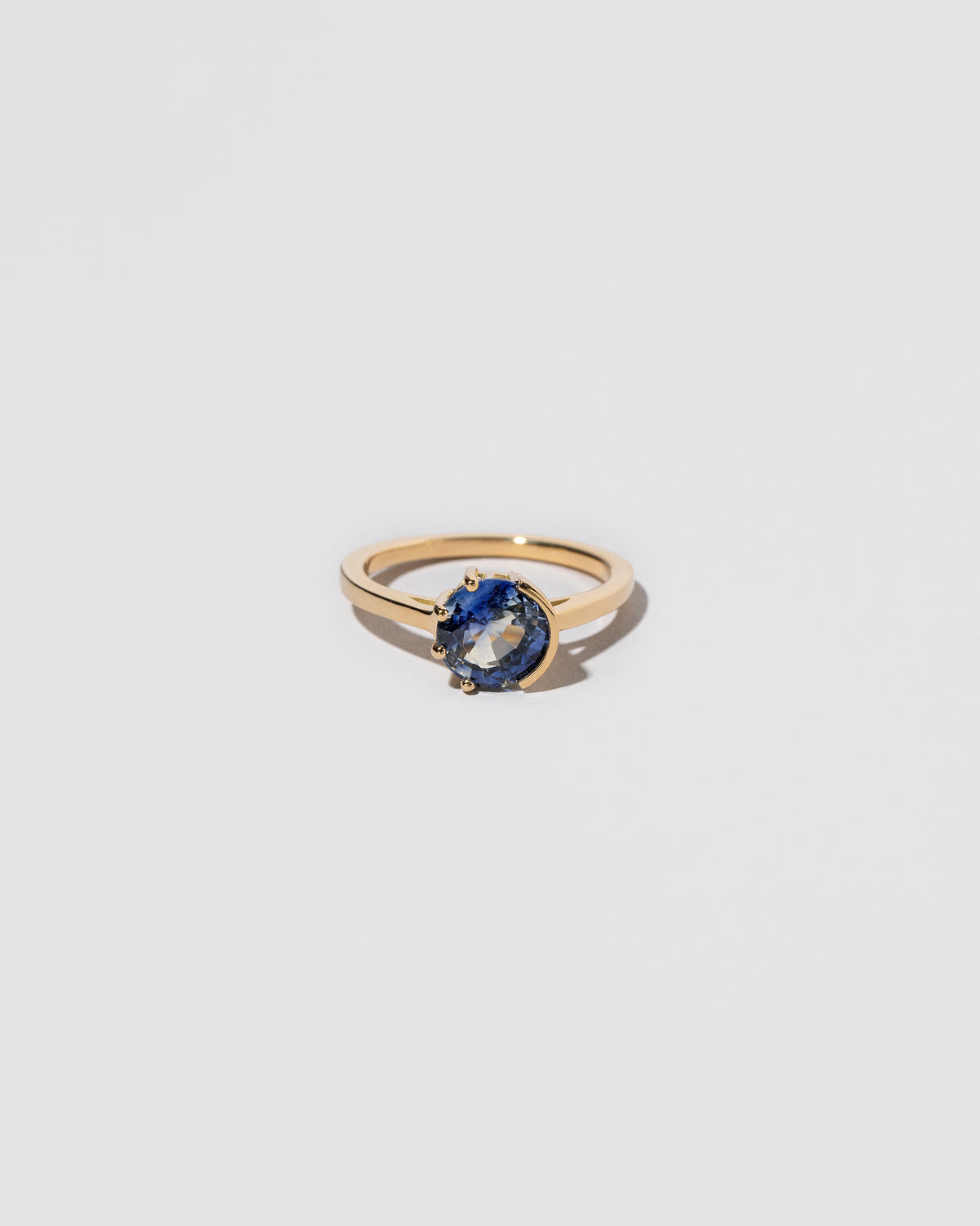 Bicolor Sapphire Solitaire Ring (?)