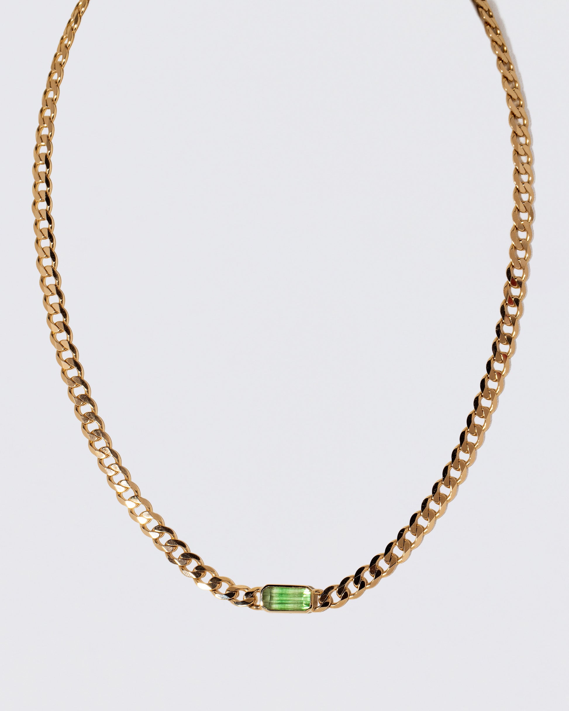 Identity Chain Bicolor Garnet Necklace 001 on light color background.