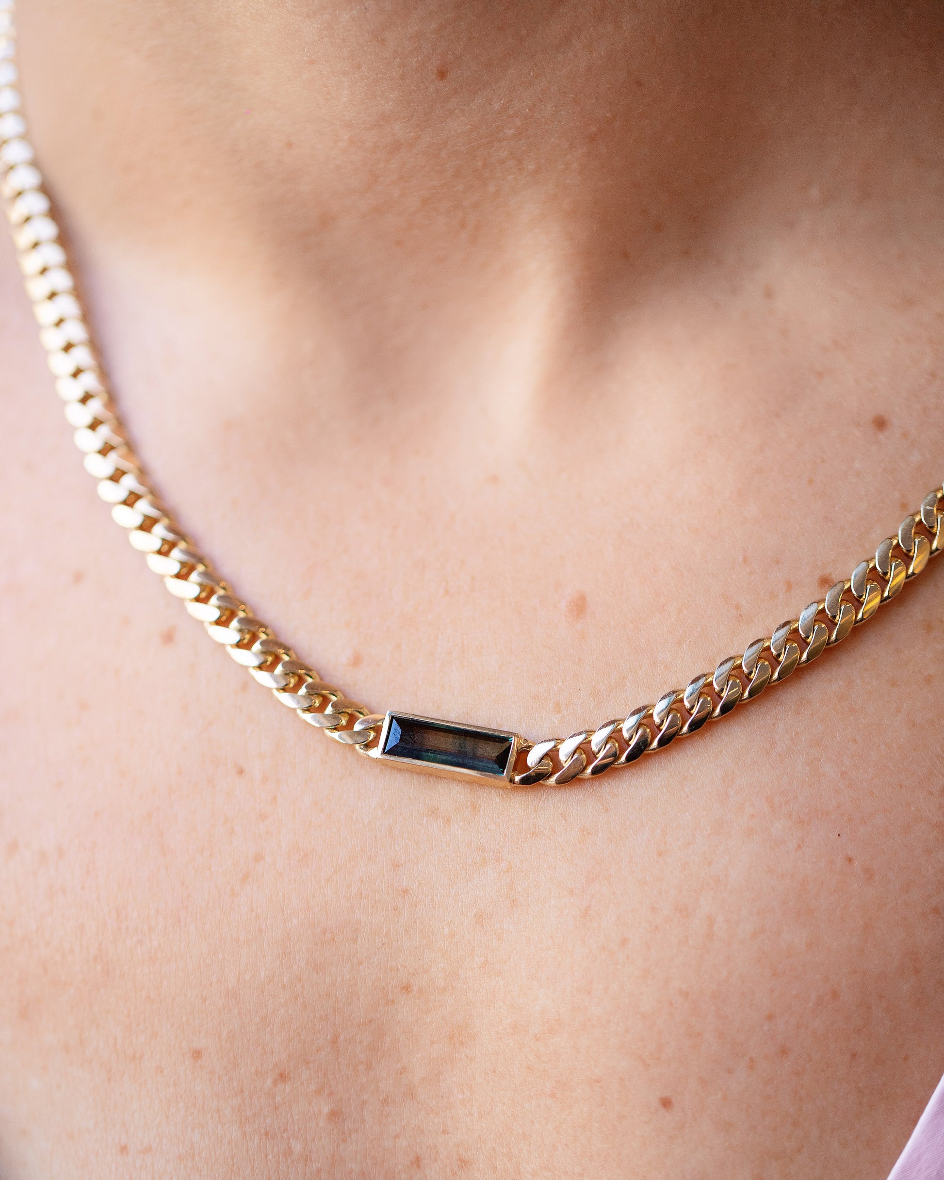 Identity Chain Bicolor Sapphire Necklace 001 on model.