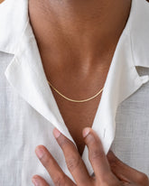 Serpentina Chain Necklace on male model.