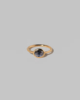 Gusher Blue Sapphire Ring 022 on light color background.