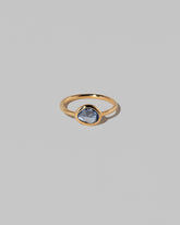 Gusher Blue Sapphire Ring 023 on light color background.
