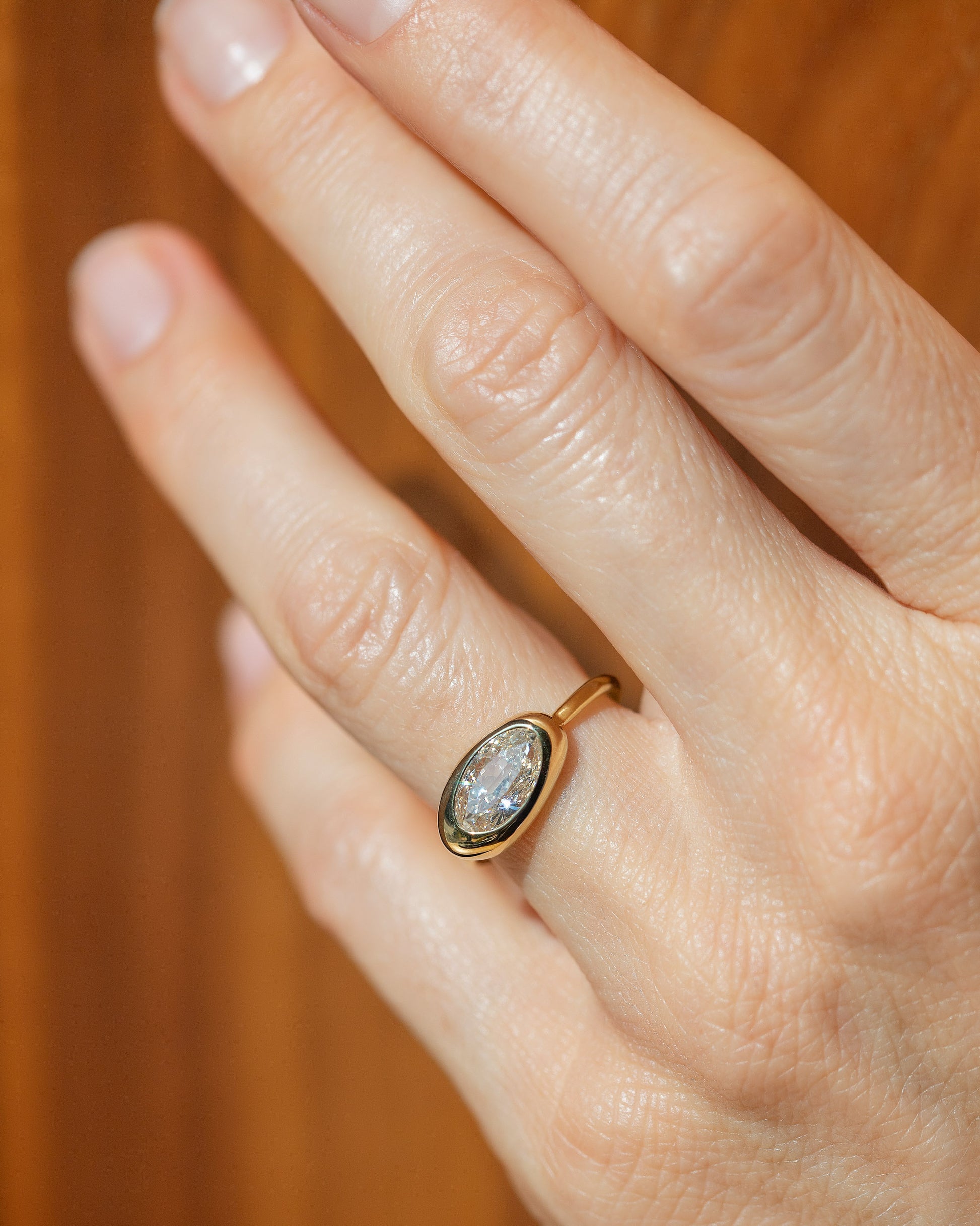 Moval Diamond Equalize Ring on model.