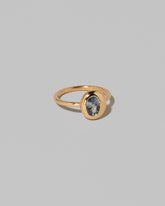 View from the side of the last version of the Oval Bicolor Sapphire Precise Ring on light color background.