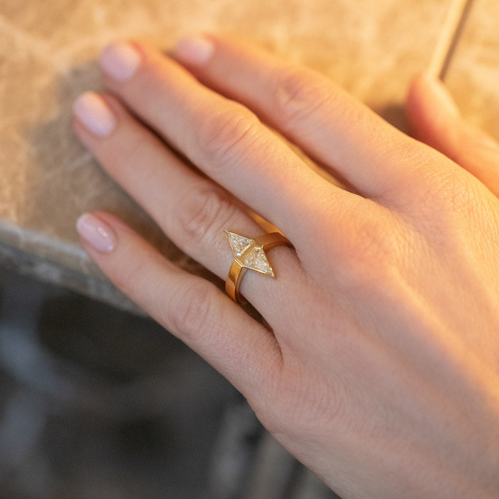 product_details::Repeat Ring on model.