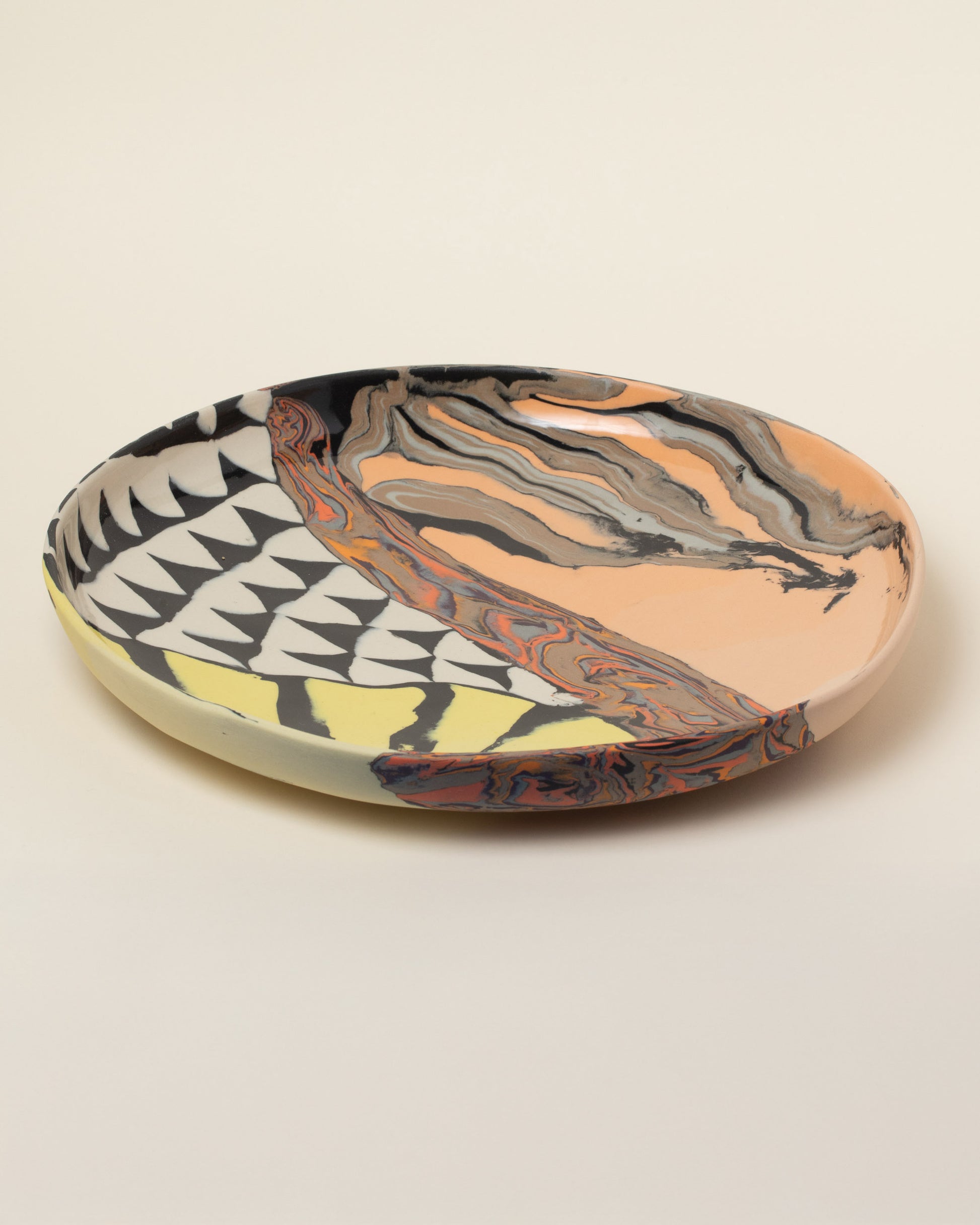 Slush Club Nerikomi Platter No. 220 on light color background.