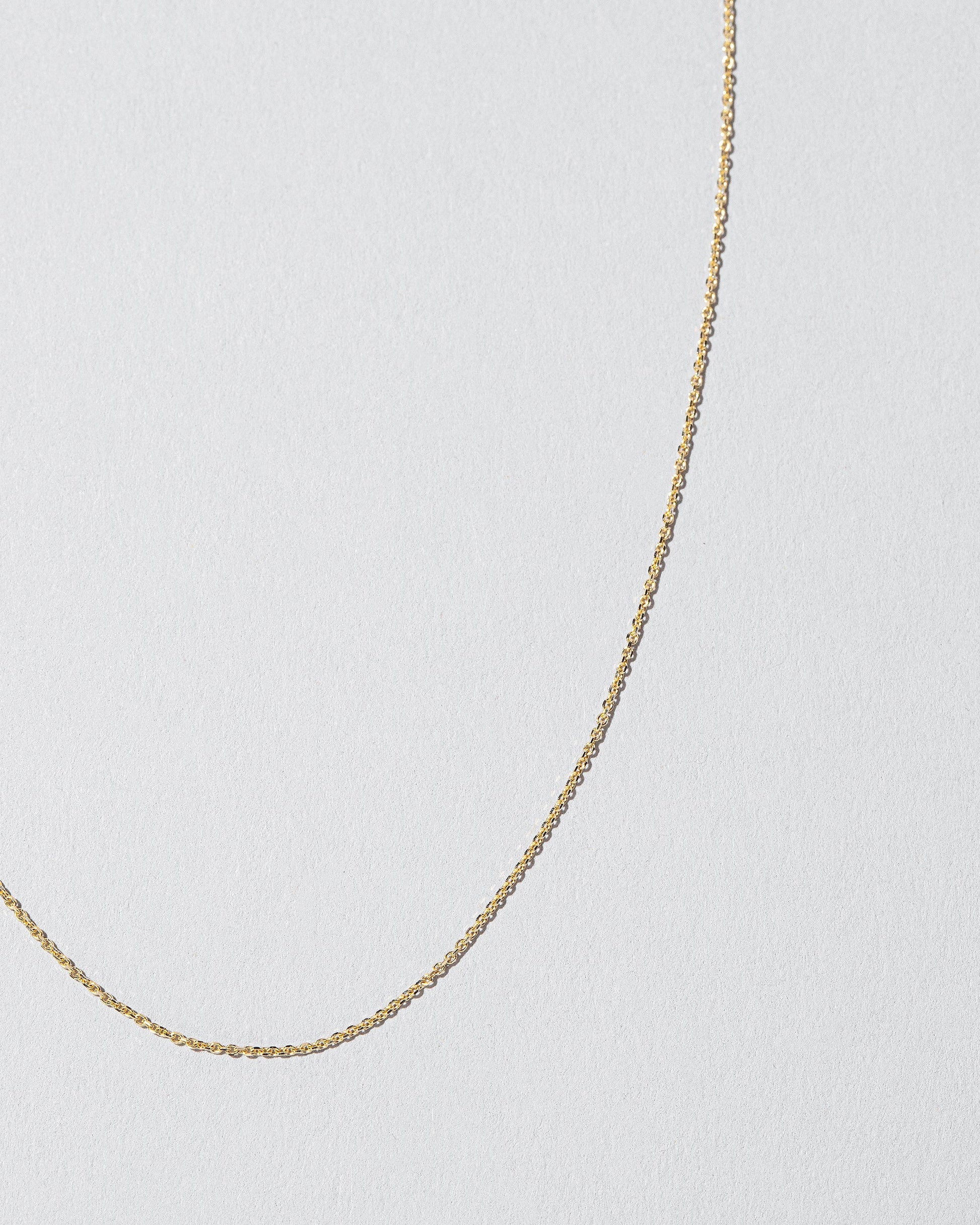  Sapphire Pendant on light color background.