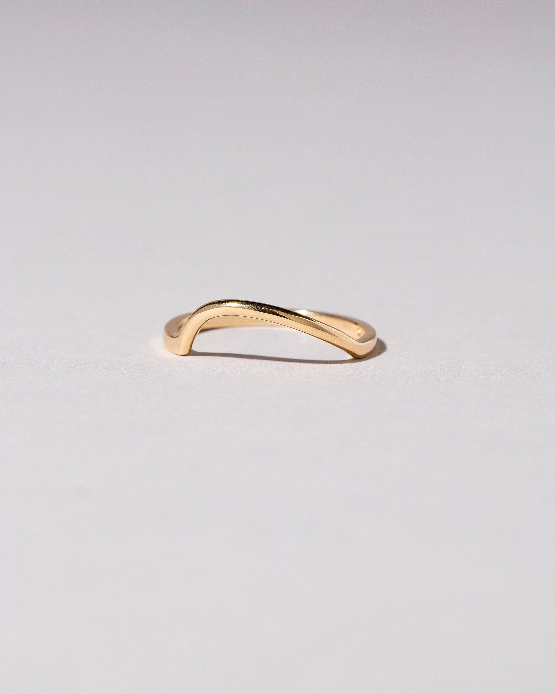  Left Slump Band - Solid on light color background.