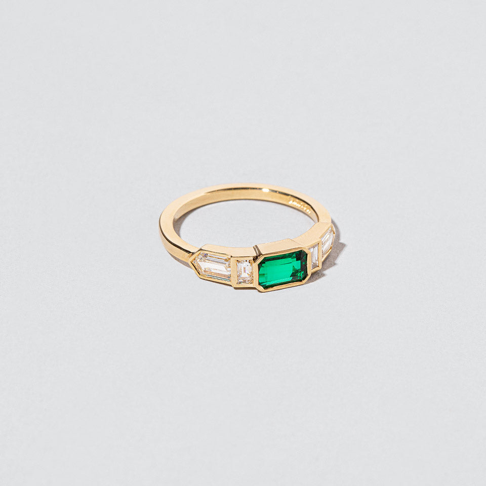 product_details:: Seer Ring on light color background.