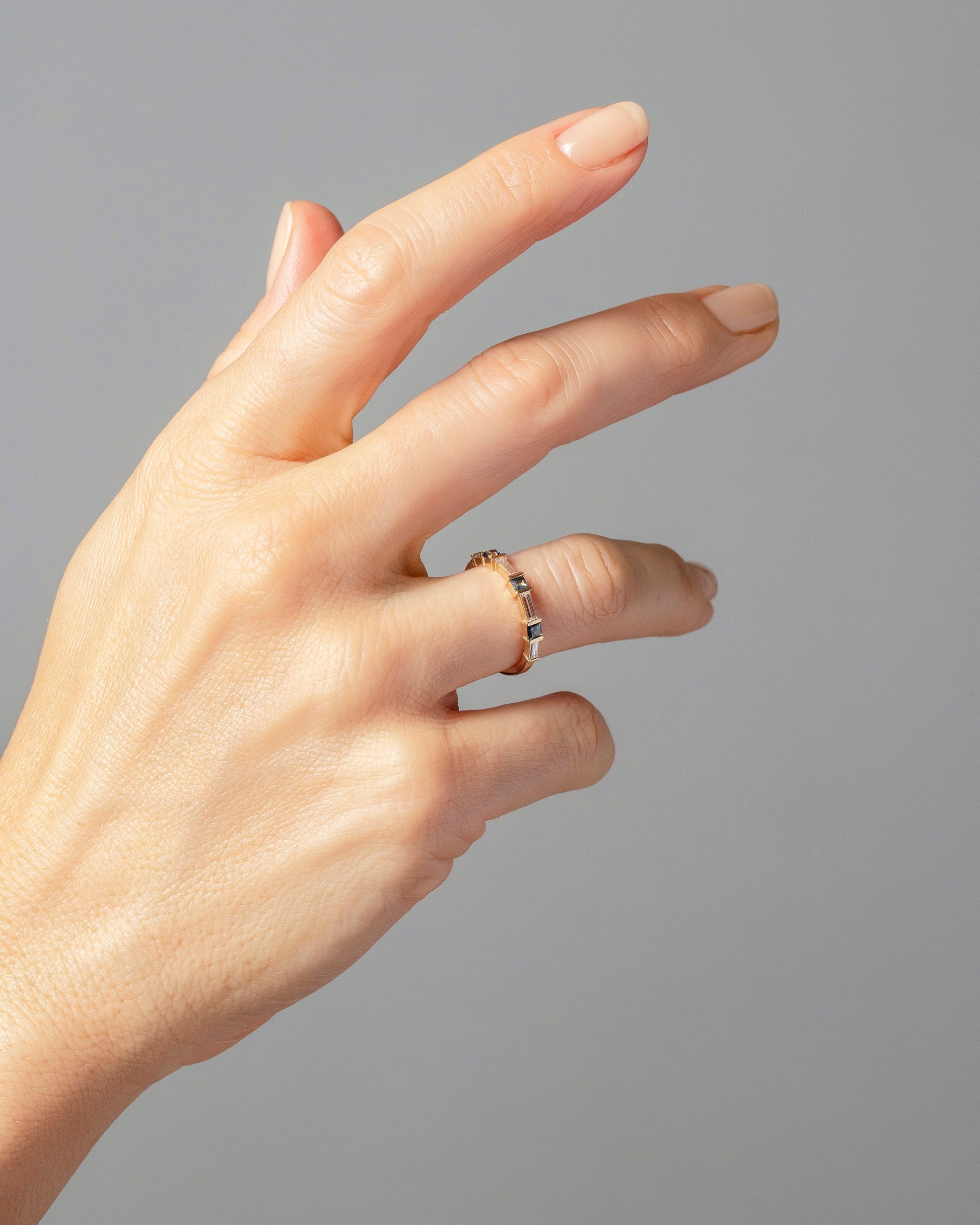 Wayfarer Band on model.