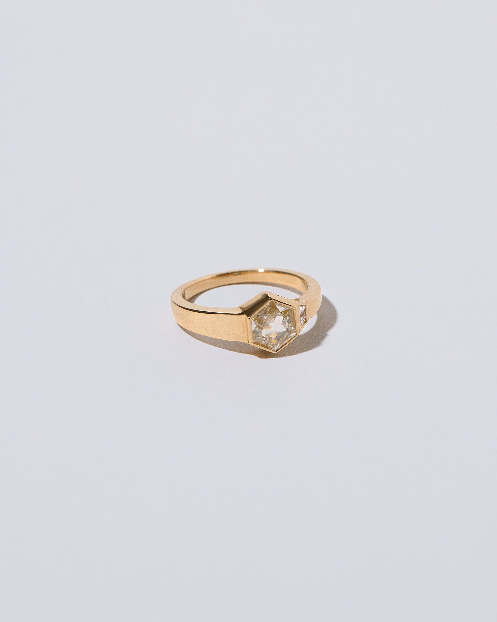 Product photo of the Starflyer Ring on a light color background