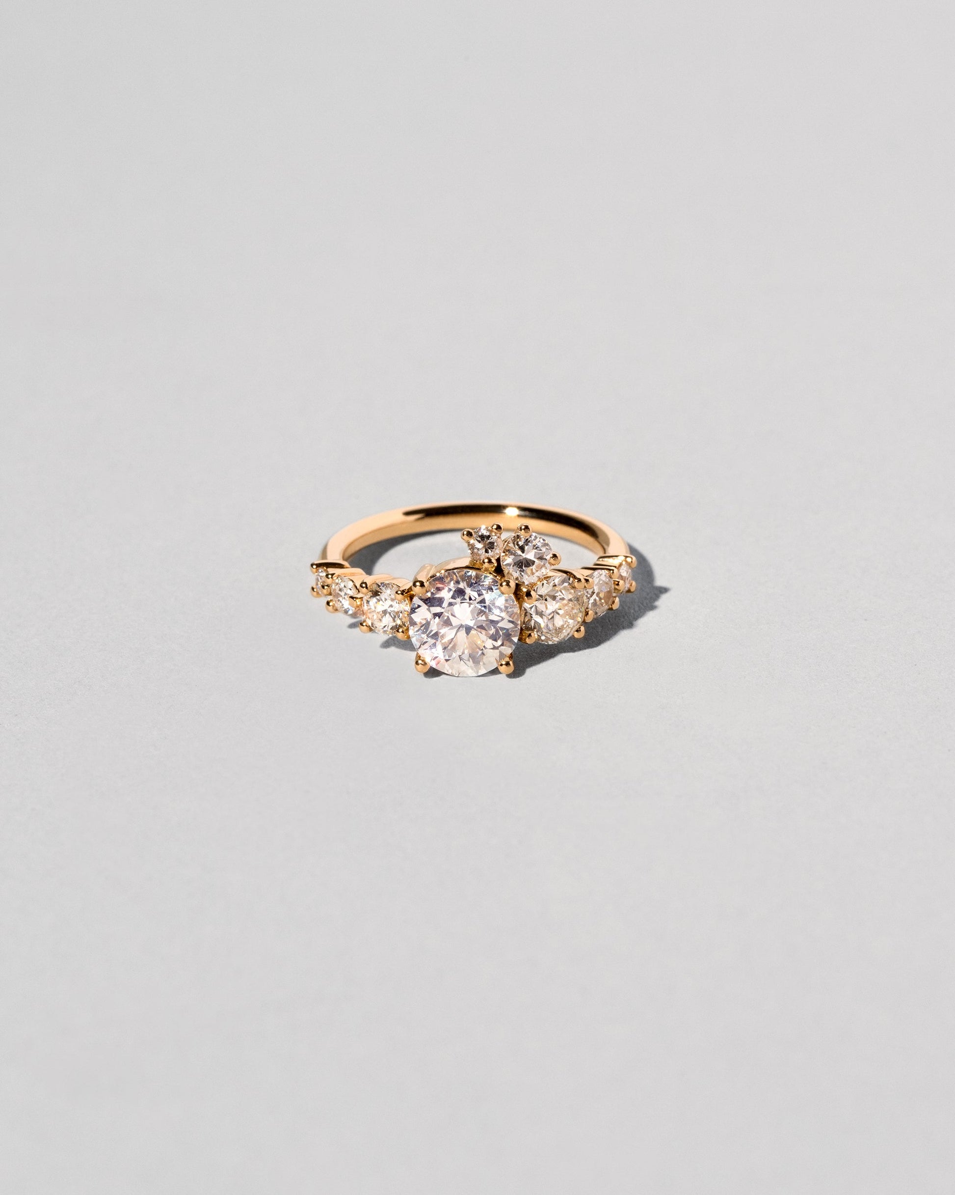  Super Luna Ring - White Diamond on light color background.