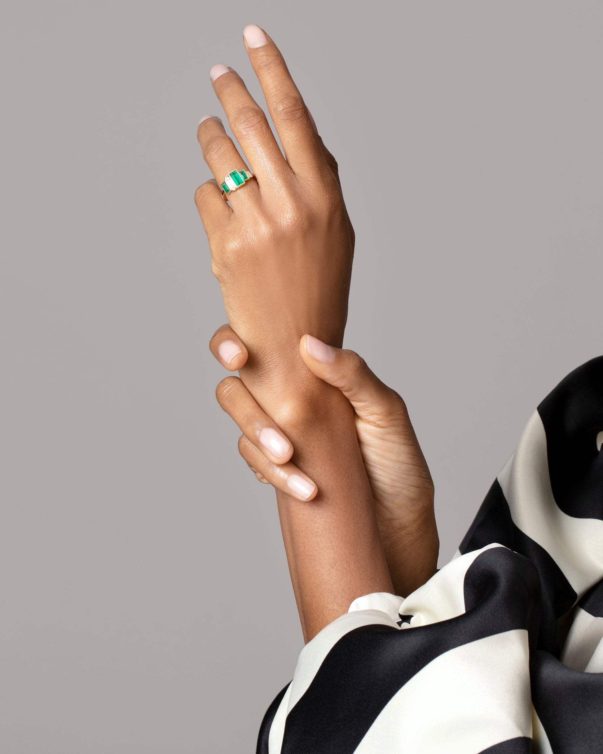 Memling Dawn Ring on model.