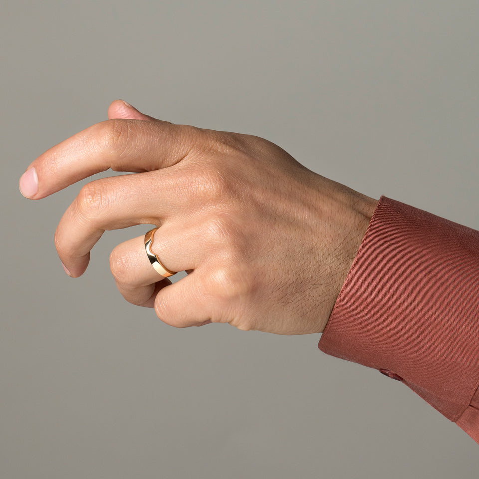 product_details::5mm Half Moon Notch Band  on model.