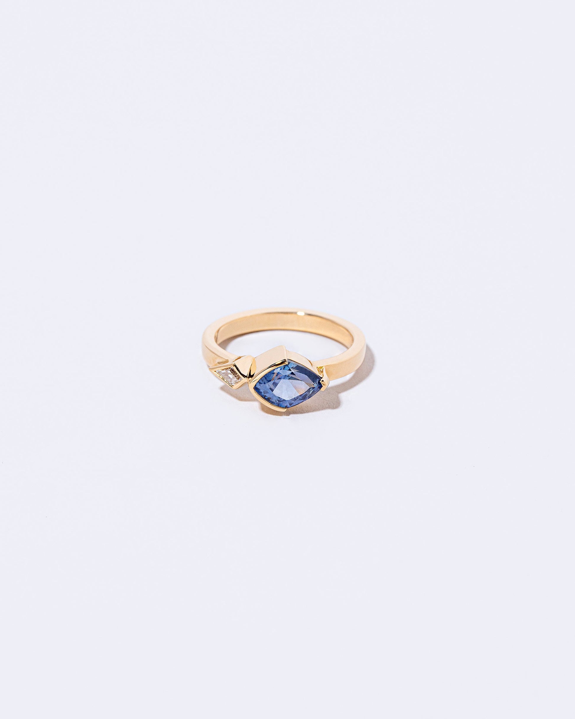  Alder's Ring on light color background.