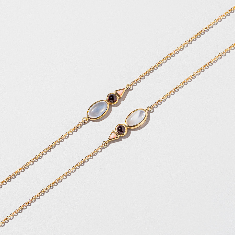 product_details:: Moonstone Bracelet on light color background.