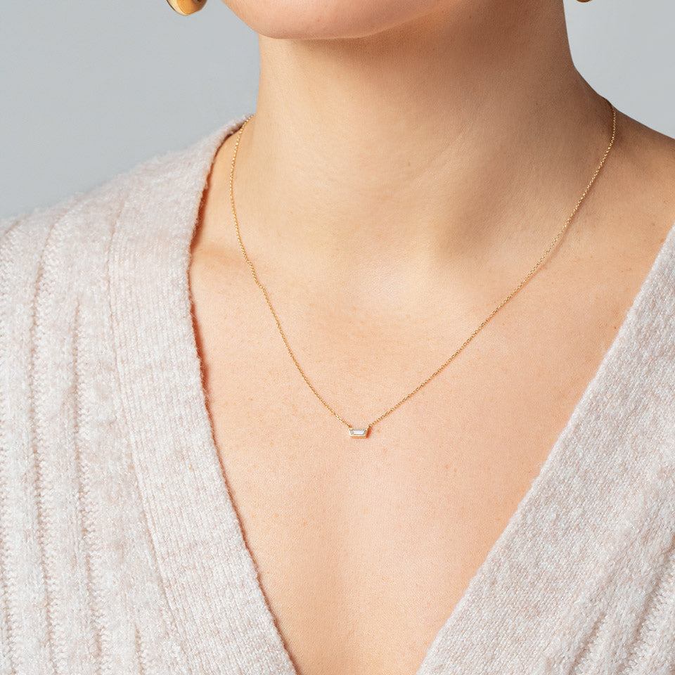 product_details::Seychelles Necklace on model.