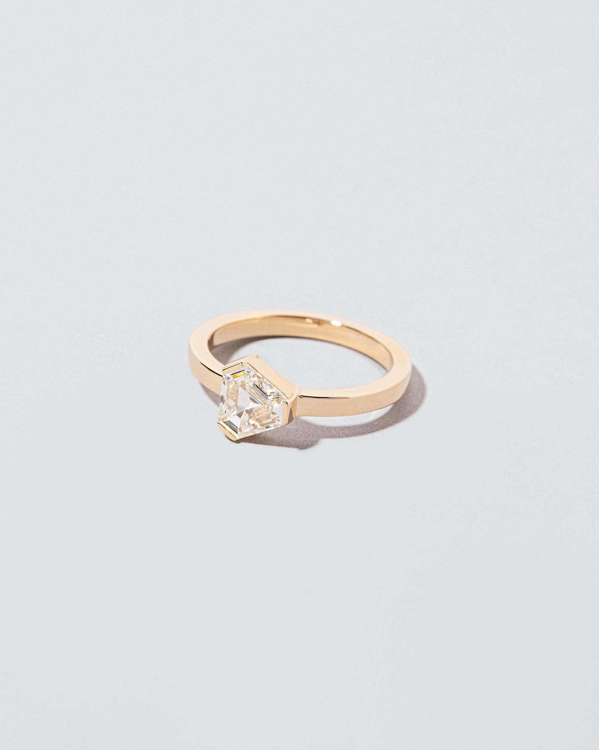 View from the side of the Hyperion Ring on light color background.