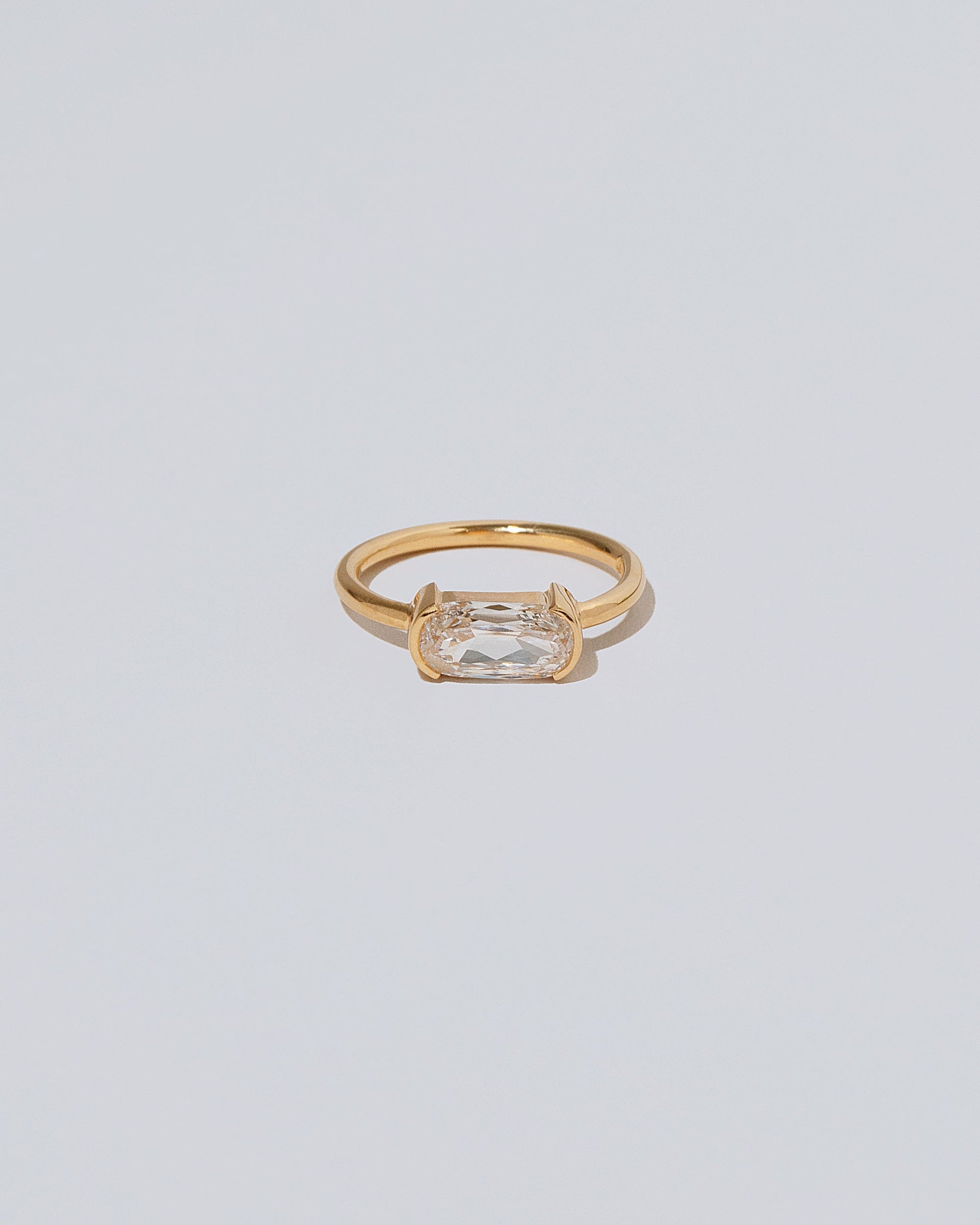 Passé Ring on light color background.