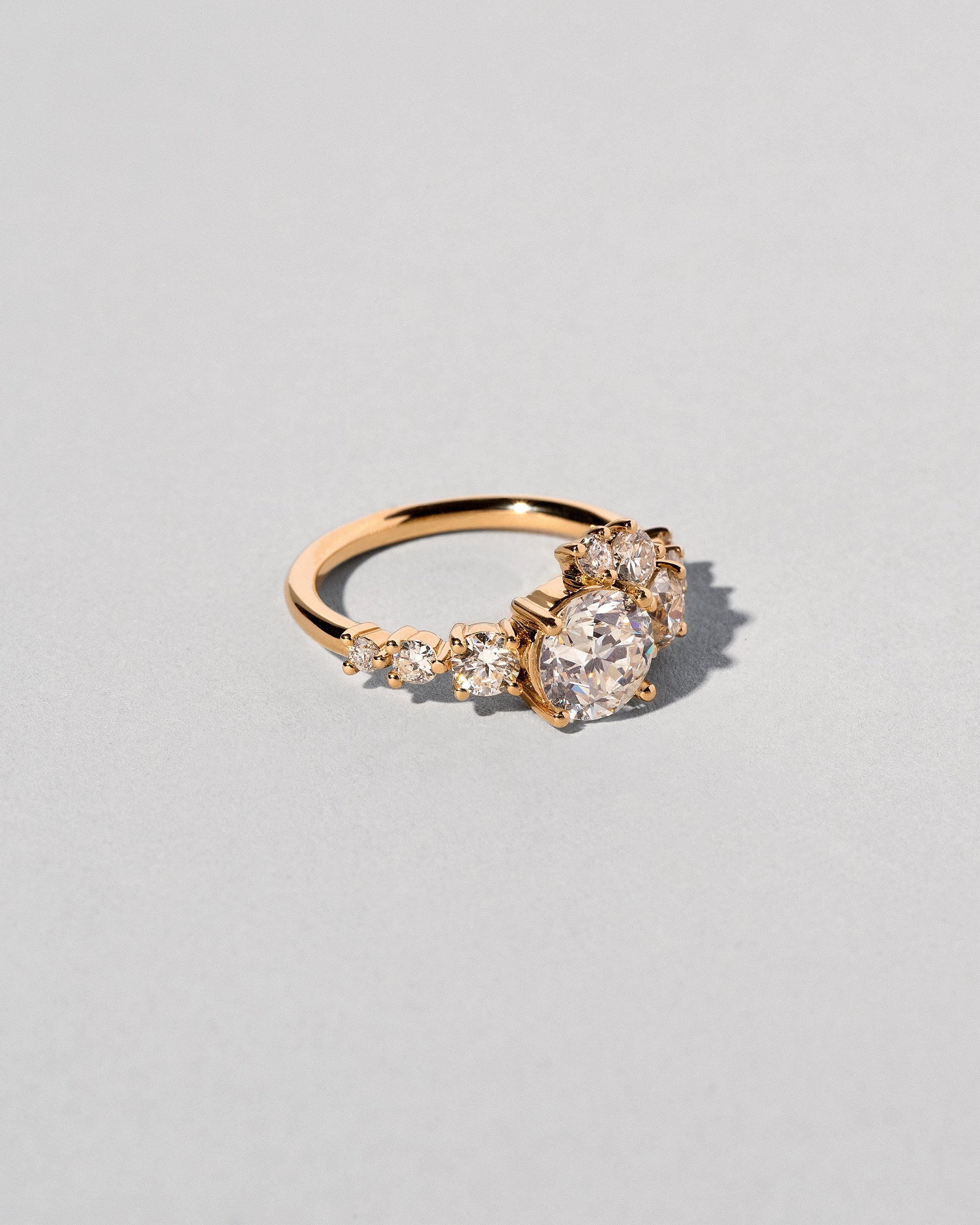  Super Luna Ring - White Diamond on light color background.