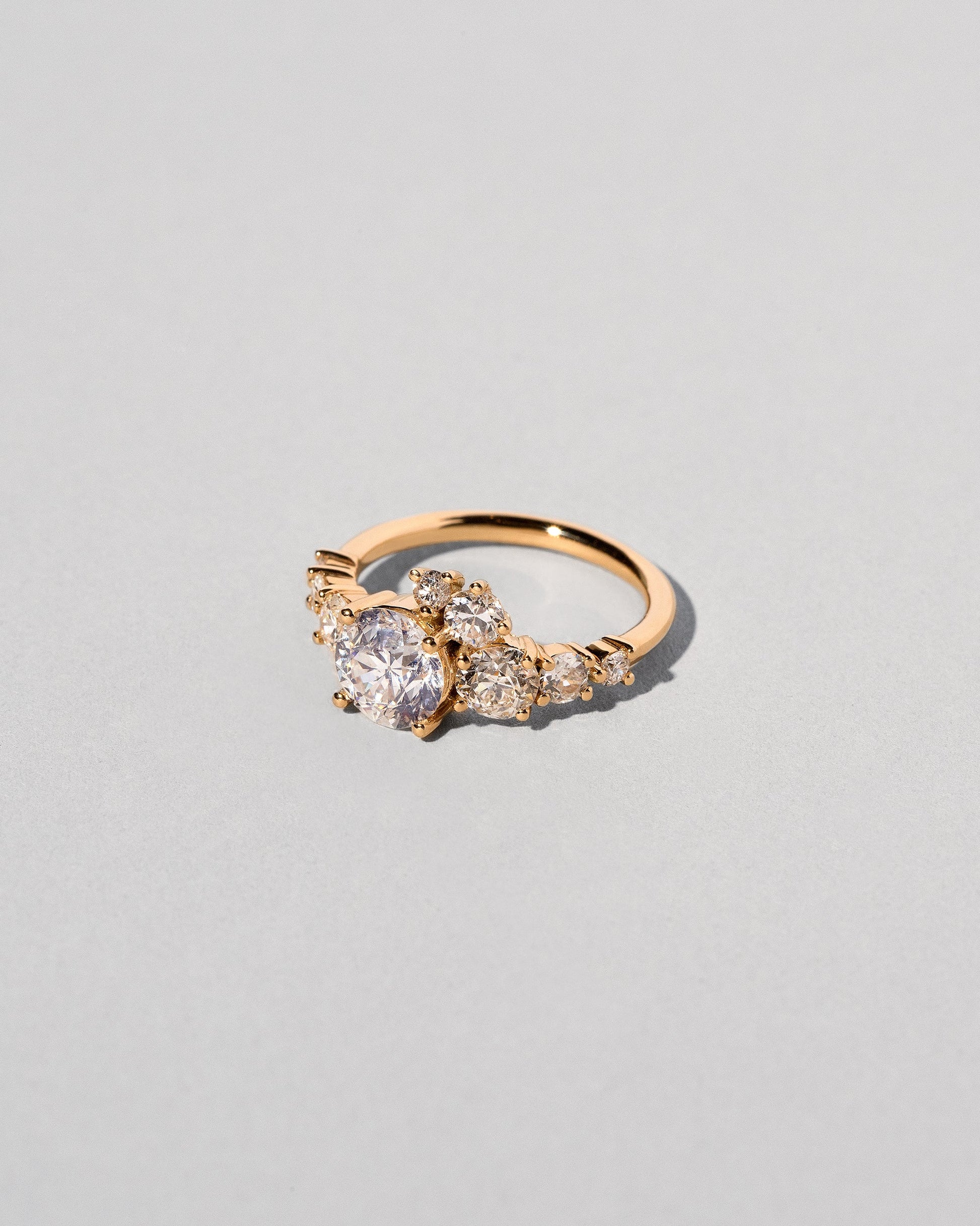  Super Luna Ring - White Diamond on light color background.