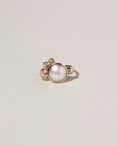  Bubble Cluster Ring on light color background.