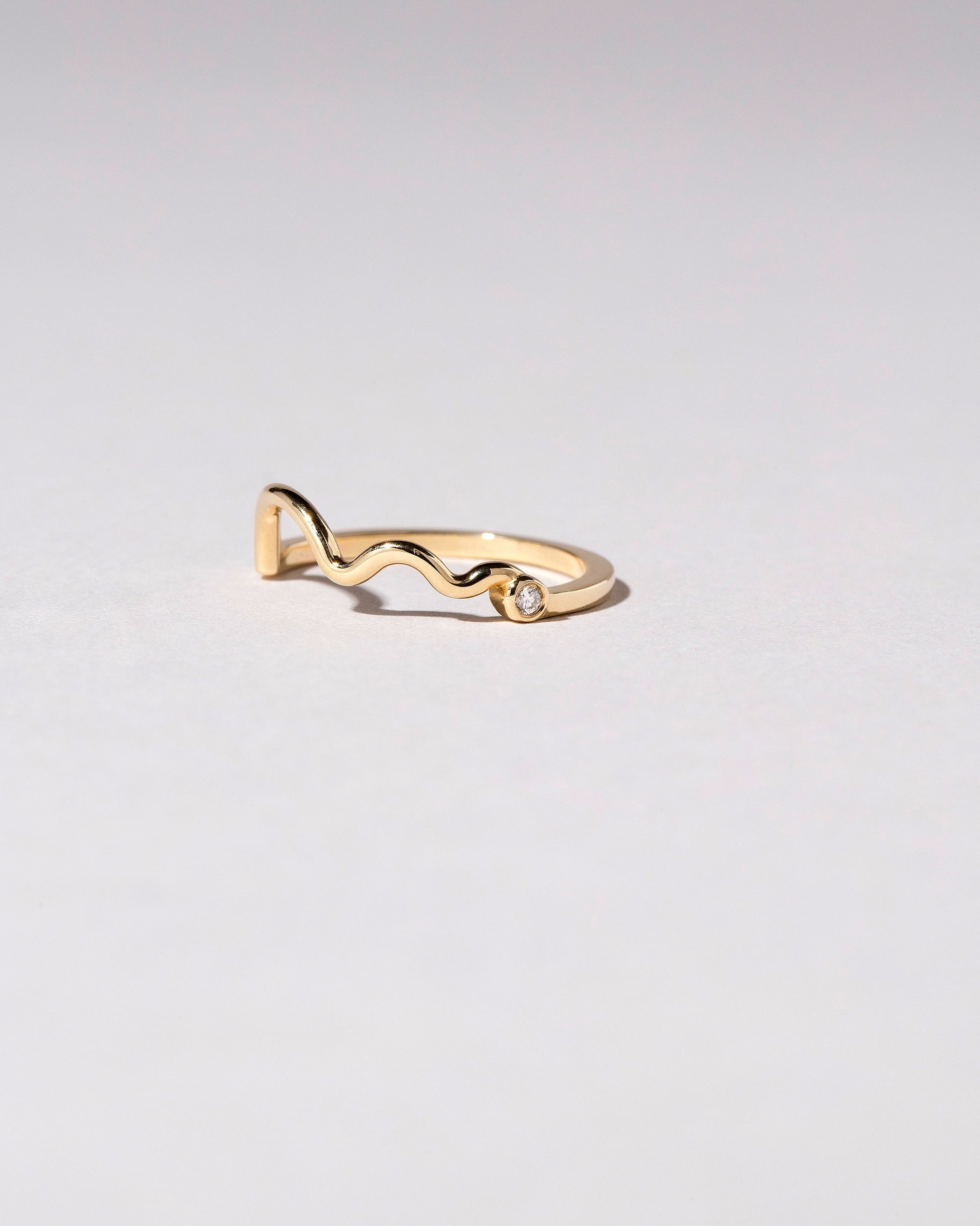  Squiggle Band - Bezel on light color background.